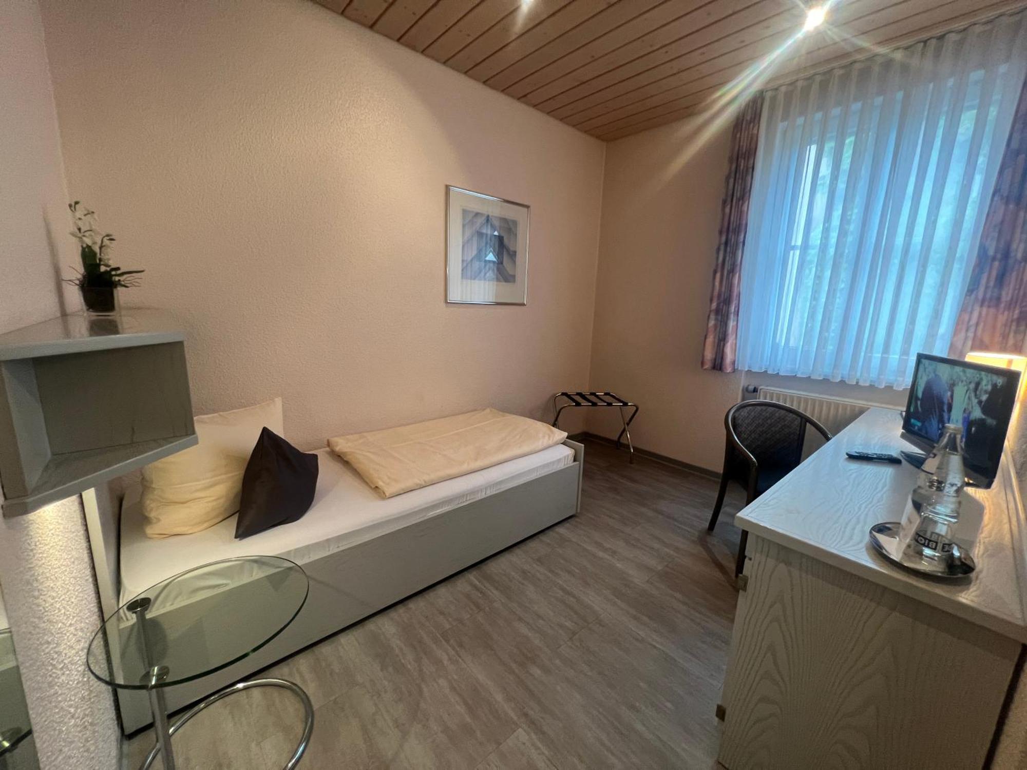 Hotel Cronberger Hof Ladenburg Εξωτερικό φωτογραφία