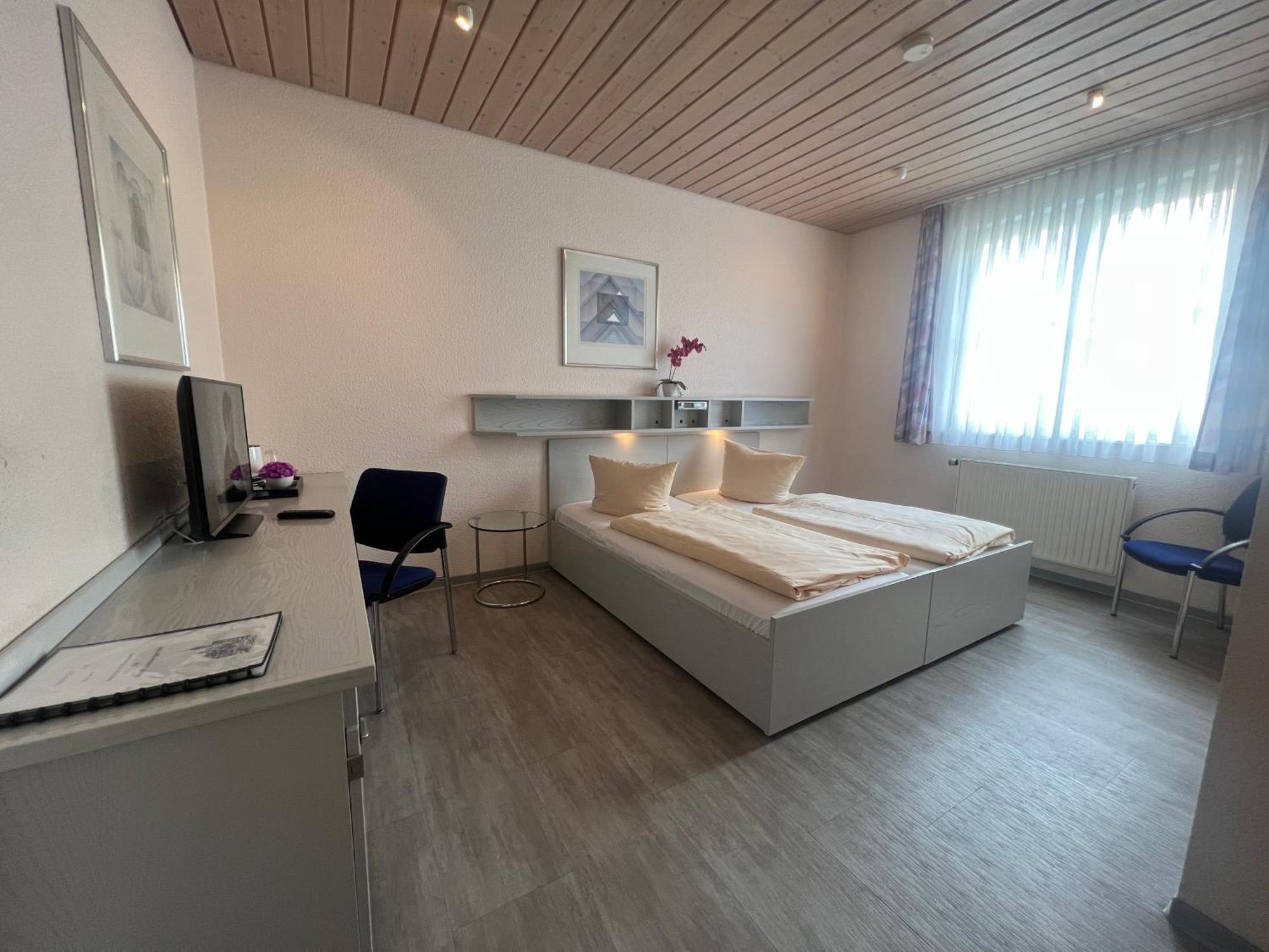 Hotel Cronberger Hof Ladenburg Εξωτερικό φωτογραφία