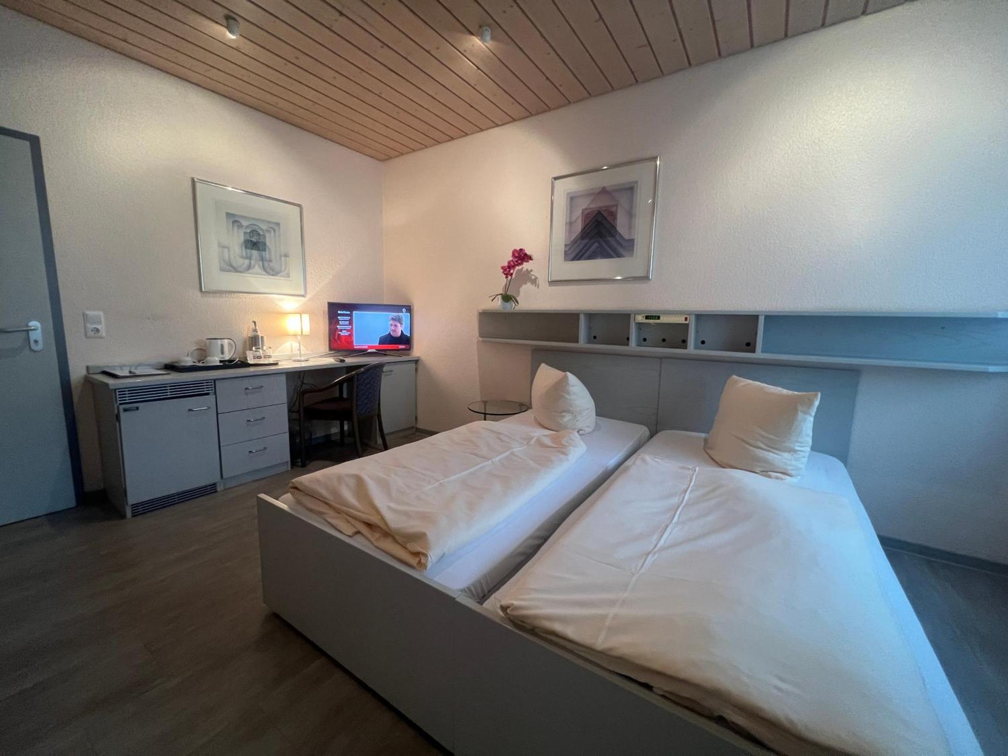 Hotel Cronberger Hof Ladenburg Εξωτερικό φωτογραφία